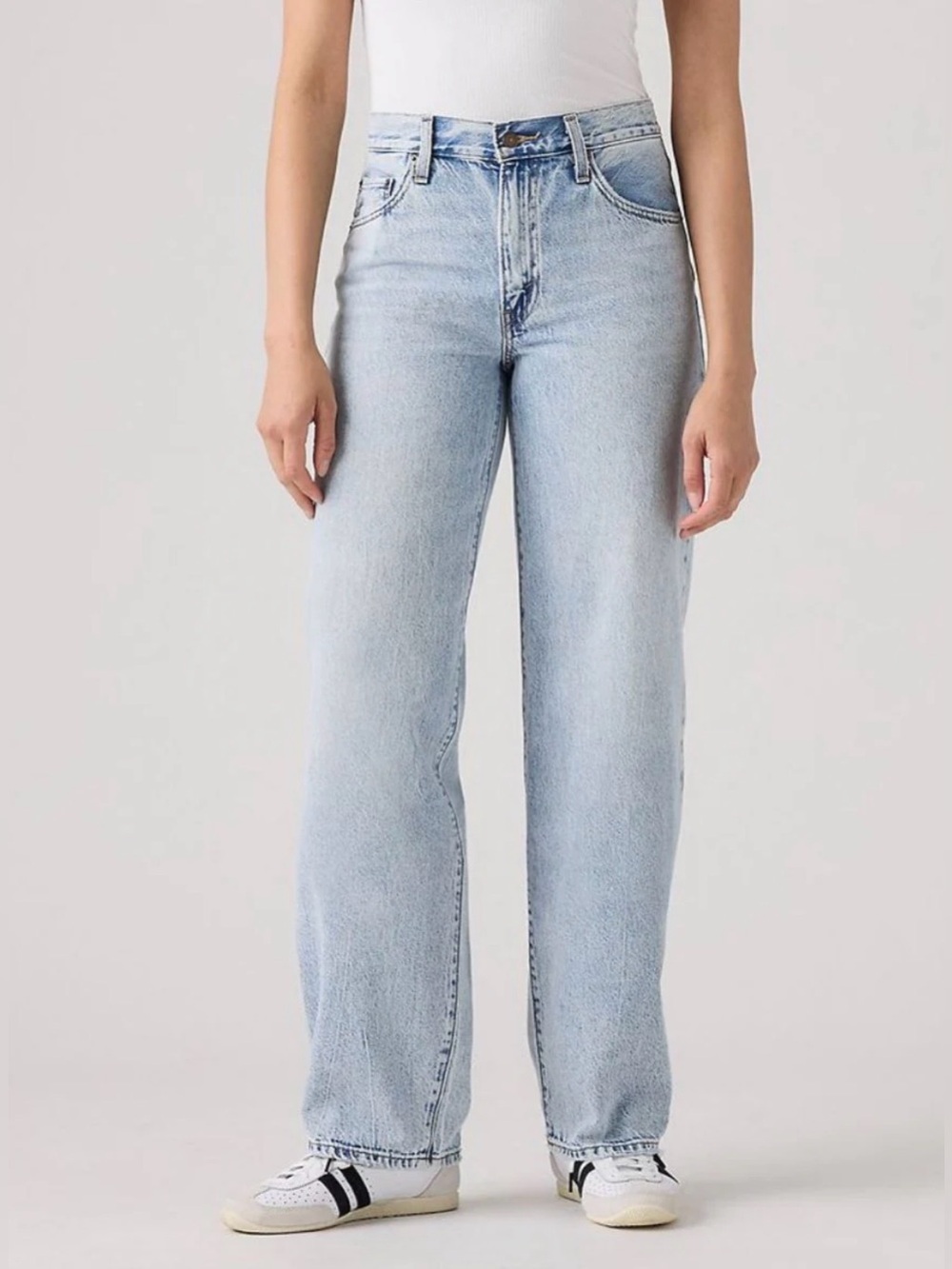 Levi’s baggy dad jeans light wash size 26 loose fit straight leg